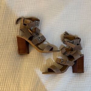 Stylish Tan Block Heel Sandals